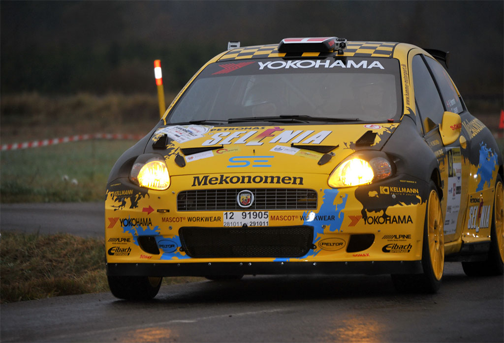 Klaus Hammer og Christopher Lassen fik en god start på Danboring Rally